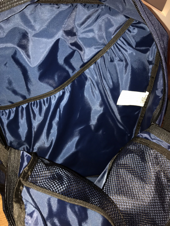 Review: CabinZero backpack › WorldWideWendy