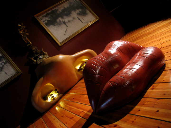 Dali5, Glimpses Of The World