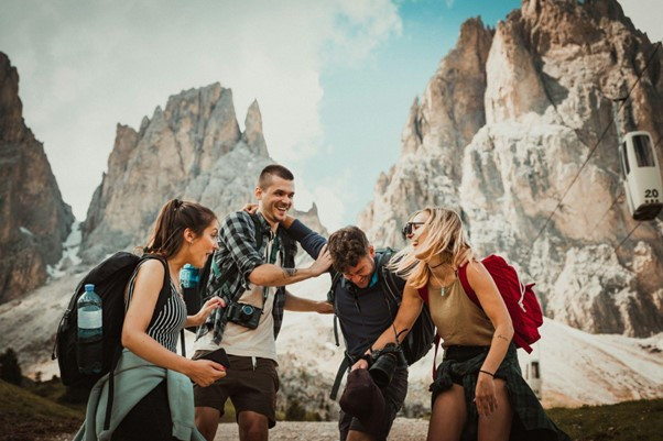 Earn Money While Traveling